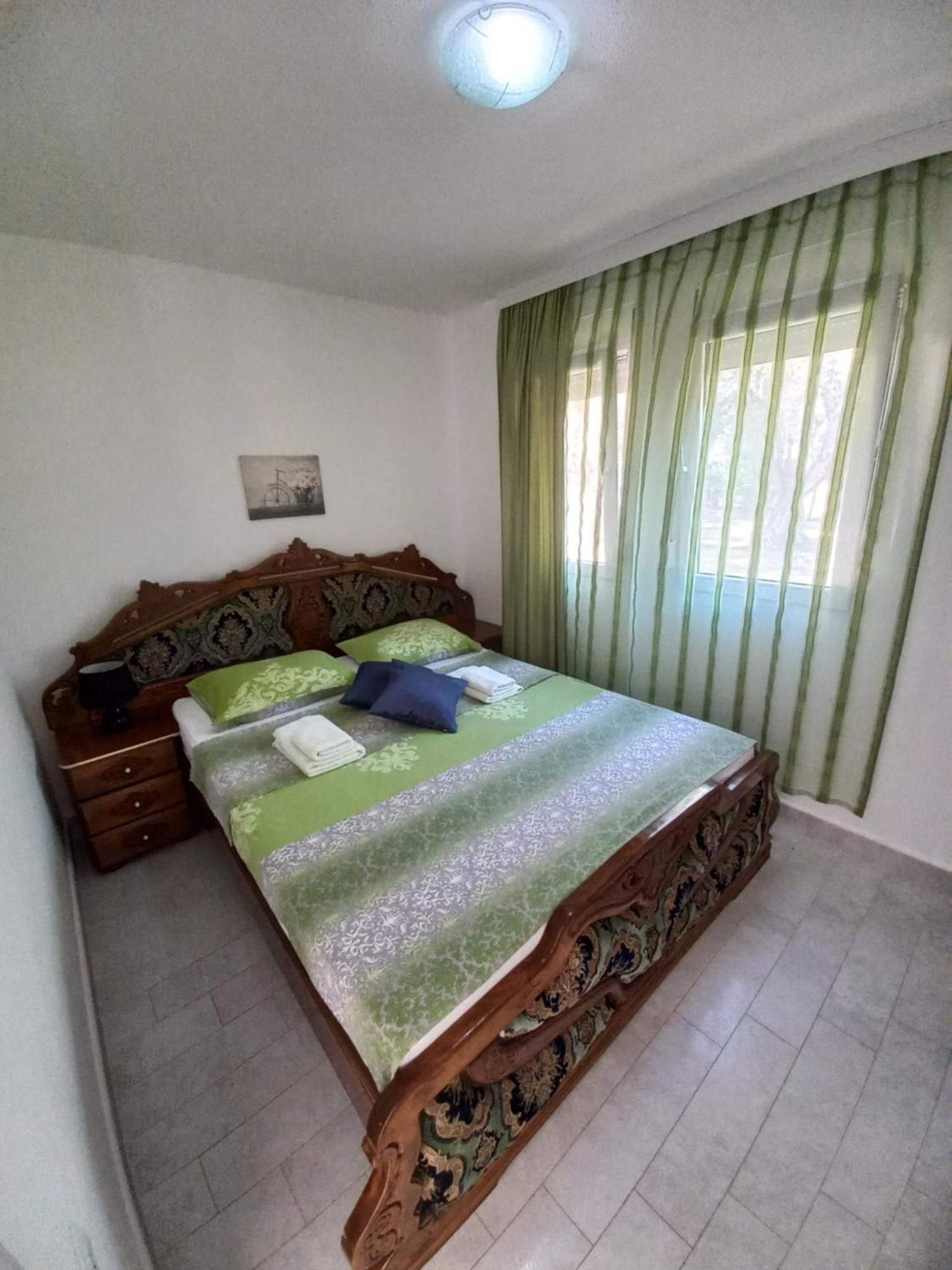 Nana Dea 2 Appartement Utjeha Kamer foto