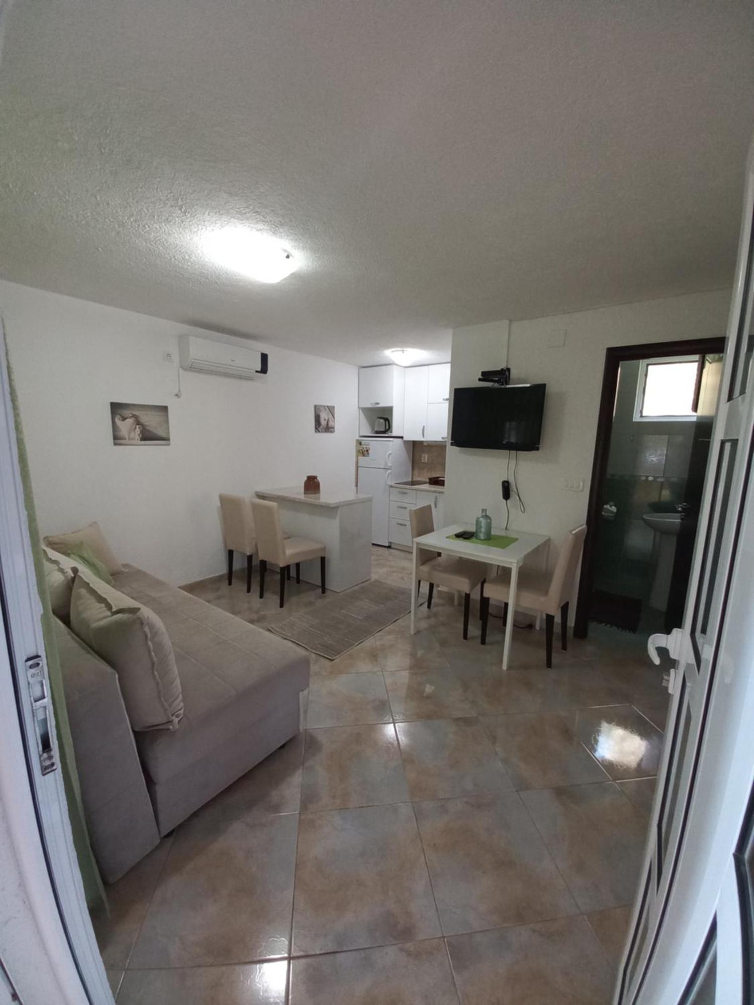 Nana Dea 2 Appartement Utjeha Kamer foto