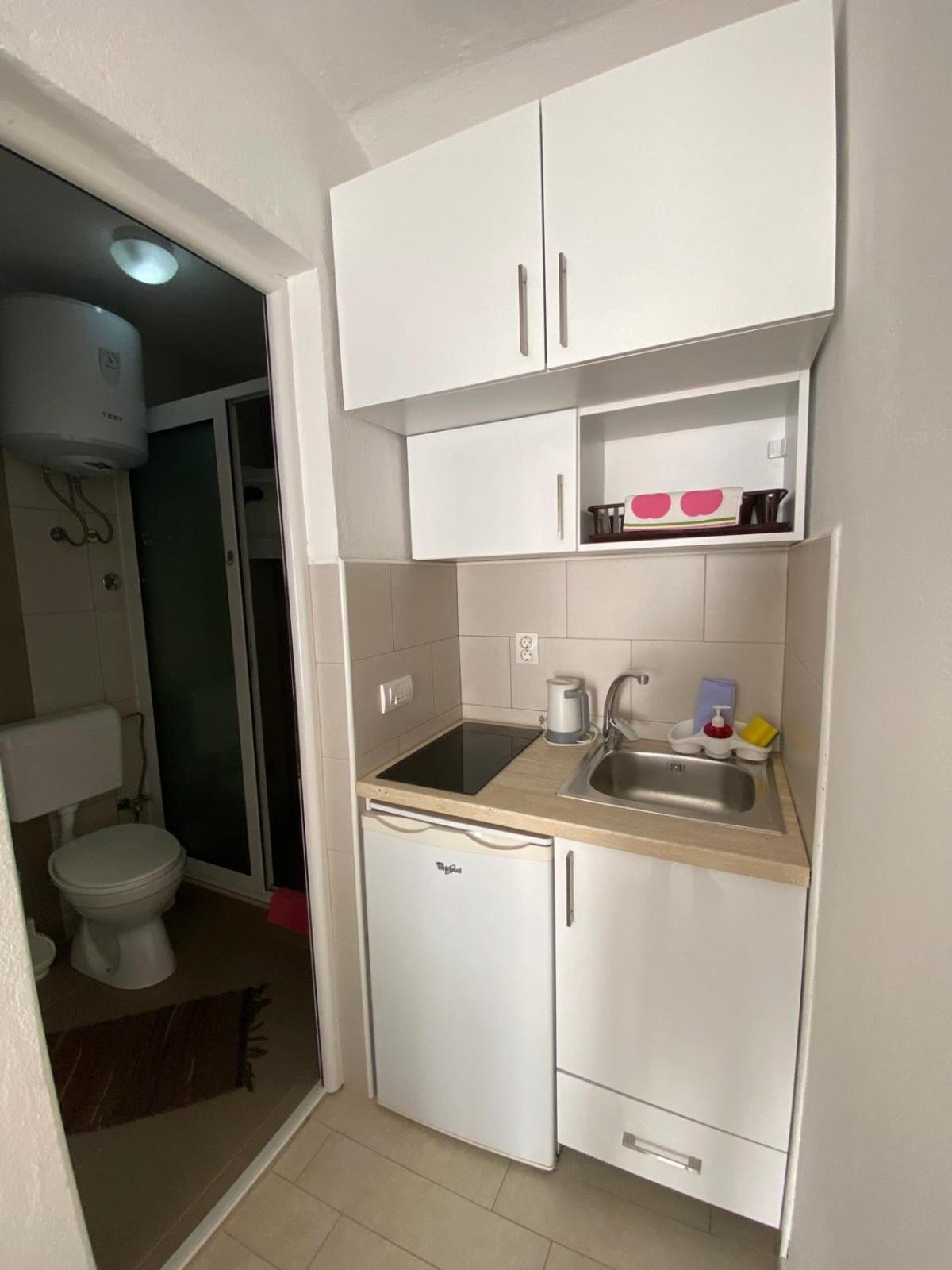 Nana Dea 2 Appartement Utjeha Buitenkant foto